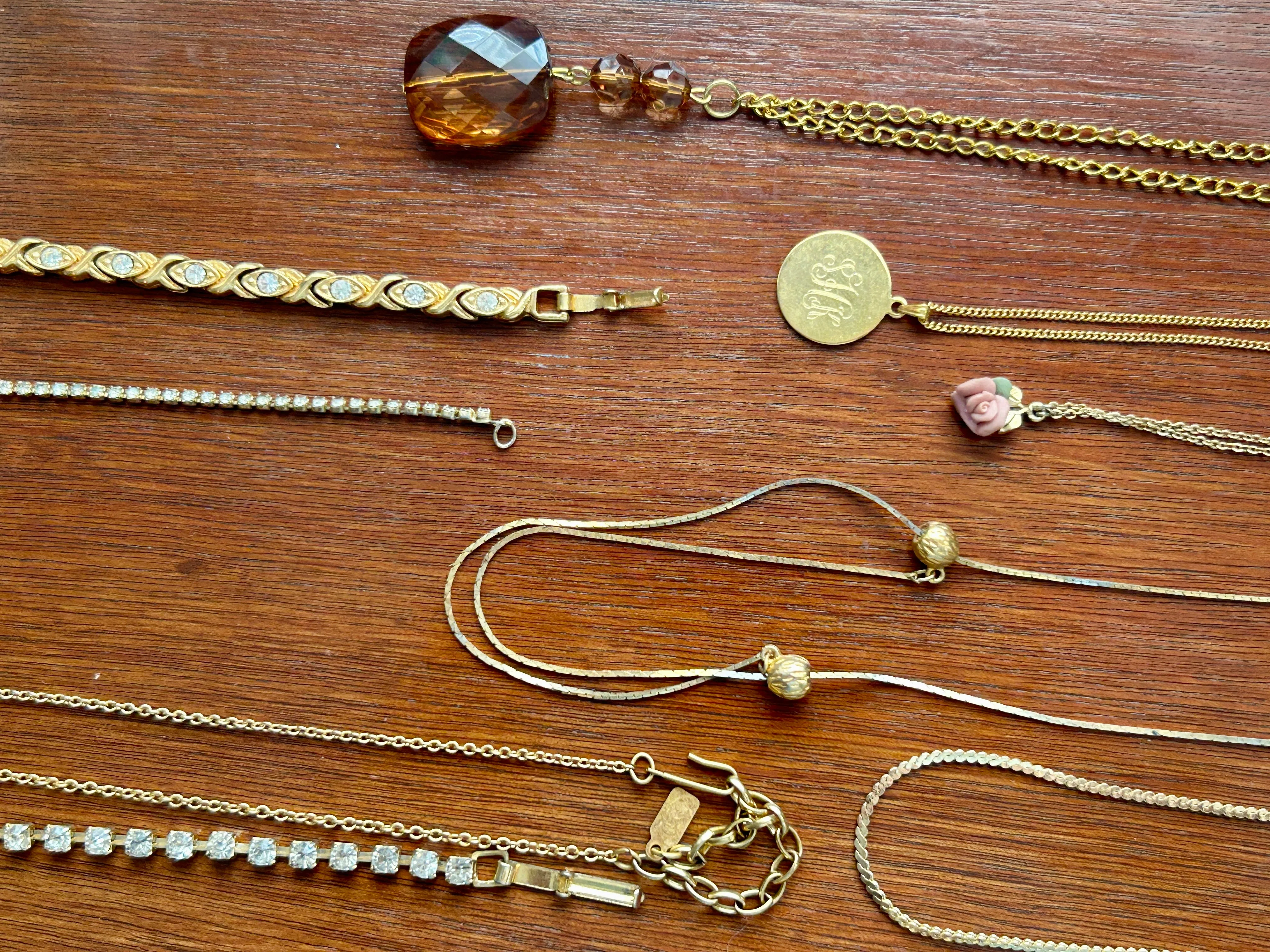 Vintage Now Jewelry Lot Gold Tone Faux Pearl Necklace Chain Rhinestone Bracelet